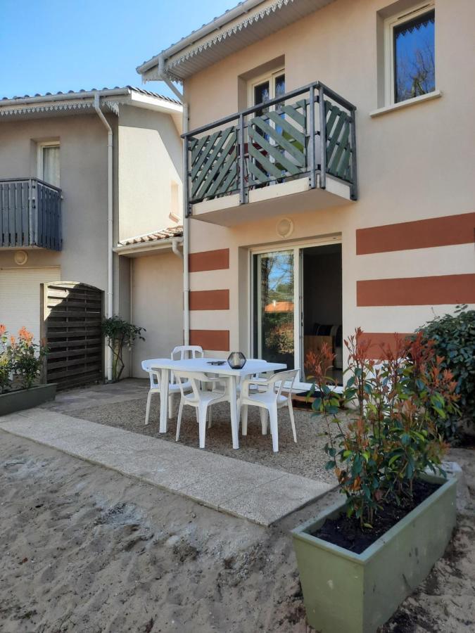 Belle Maisonnette Dans Residence Avec Piscine Soulac-sur-Mer Eksteriør billede